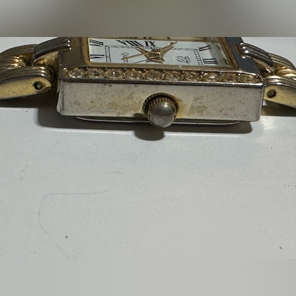 Vintage rectangular embellished ladies wrist watch stainless steel back Japan - Picture 4 of 7